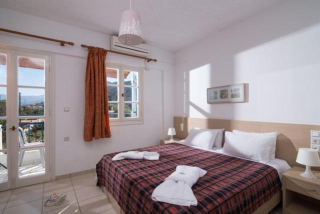 Castello Apartments Сталида Экстерьер фото
